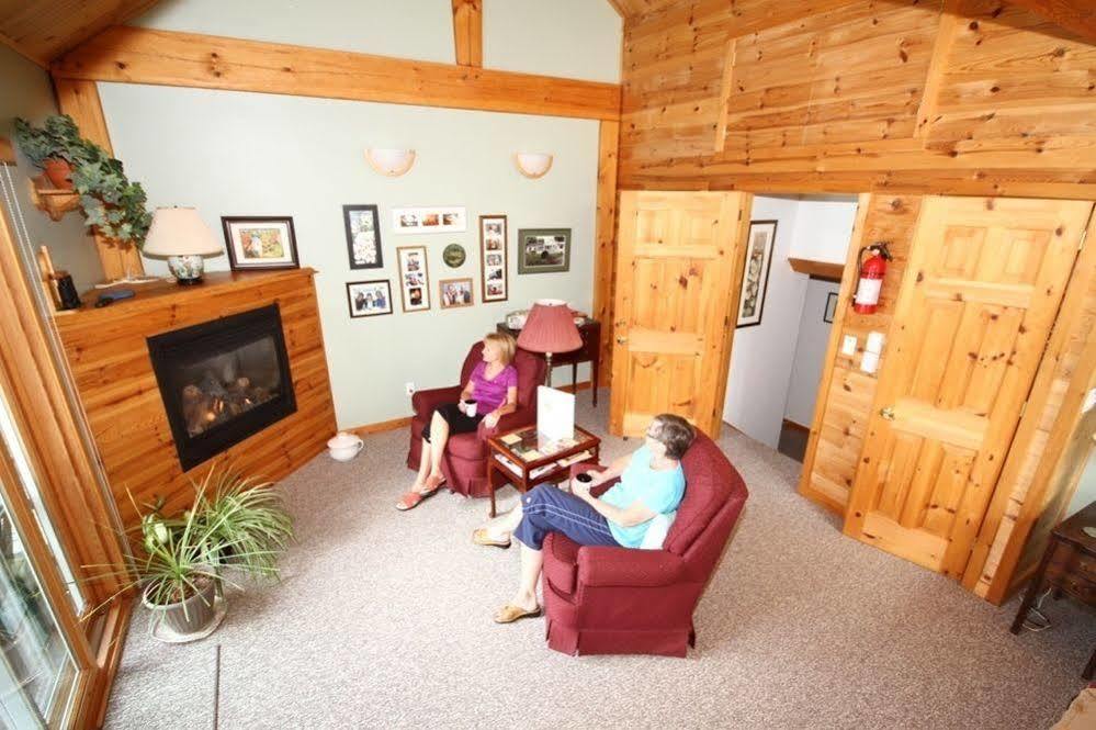Sunny Rock Bed & Breakfast Minden ภายนอก รูปภาพ
