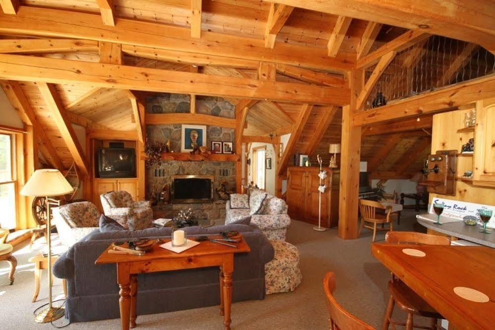 Sunny Rock Bed & Breakfast Minden ภายนอก รูปภาพ