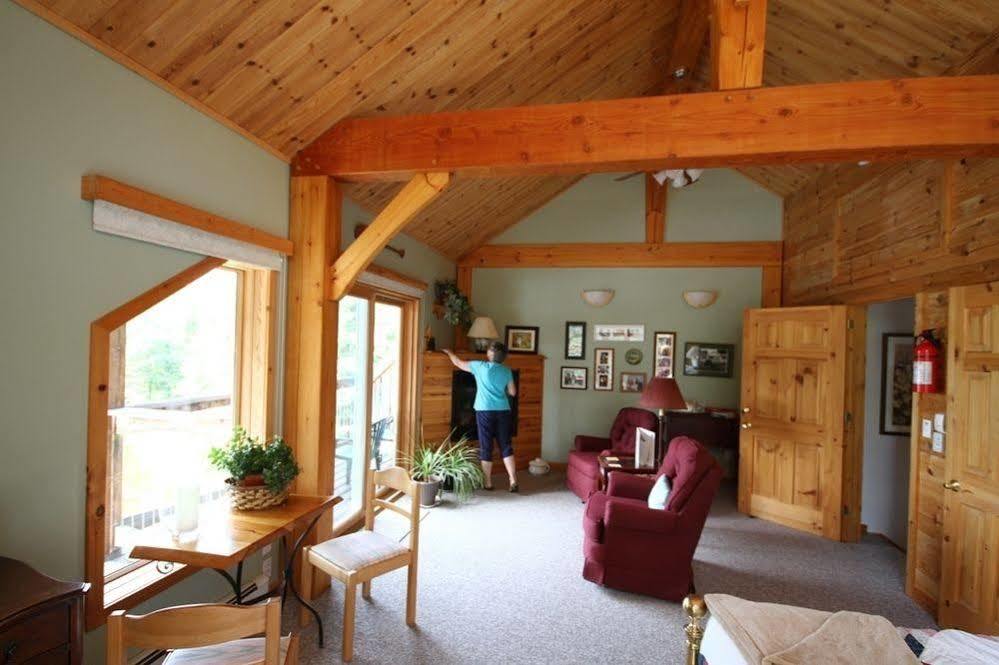 Sunny Rock Bed & Breakfast Minden ภายนอก รูปภาพ