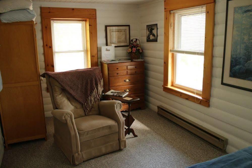 Sunny Rock Bed & Breakfast Minden ภายนอก รูปภาพ